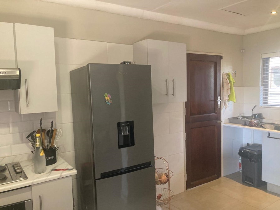 3 Bedroom Property for Sale in Waterval East North West